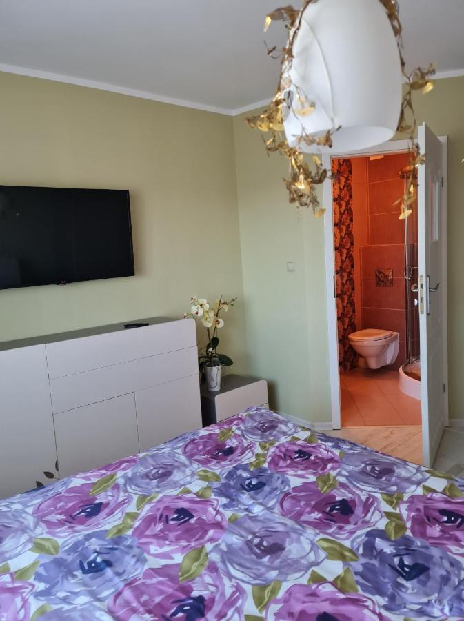 Koga Pokoje Goscinne Łeba Buitenkant foto